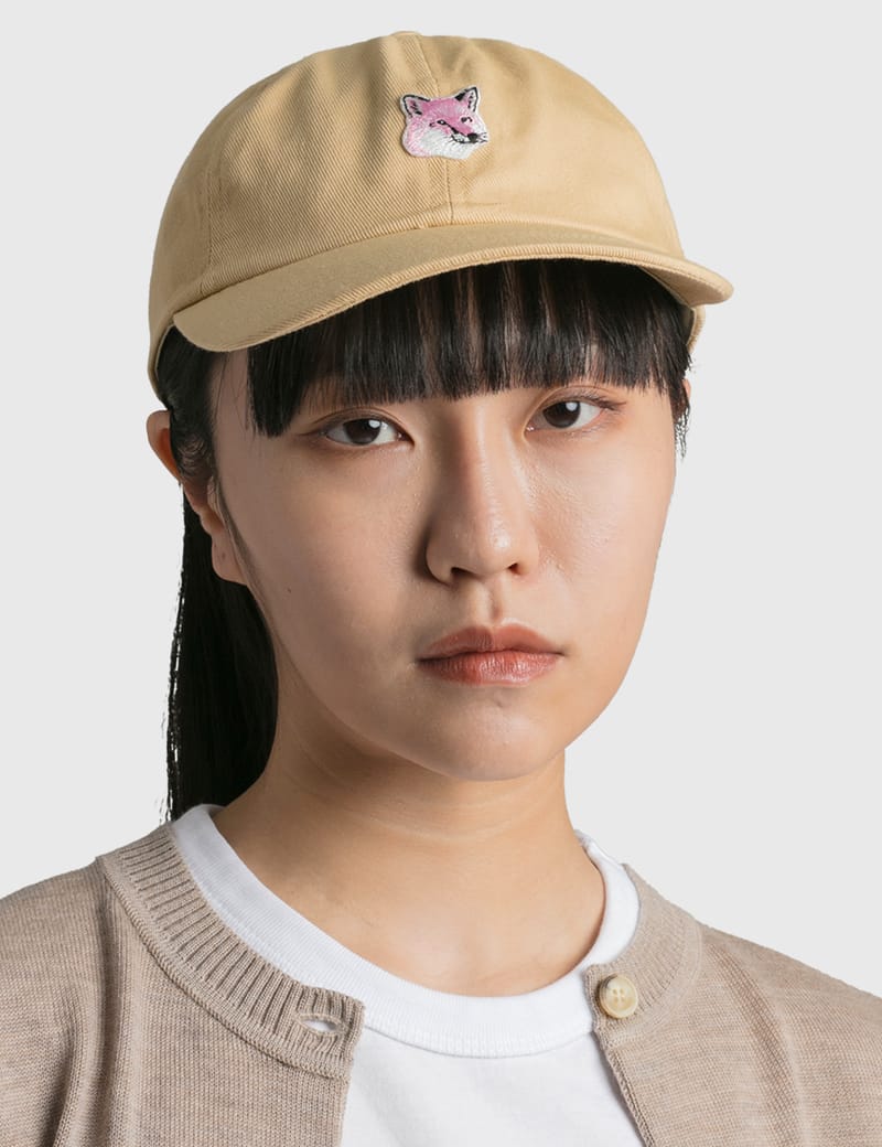 Maison Kitsuné - Monochrome Fox Head Patch 6 Panel Cap | HBX
