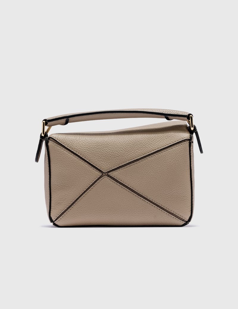 LOEWE ロエベ パズルバッグ ミニ ロエベ - パズルバッグ ミニ | HBX - ハイプビースト(Hypebeast