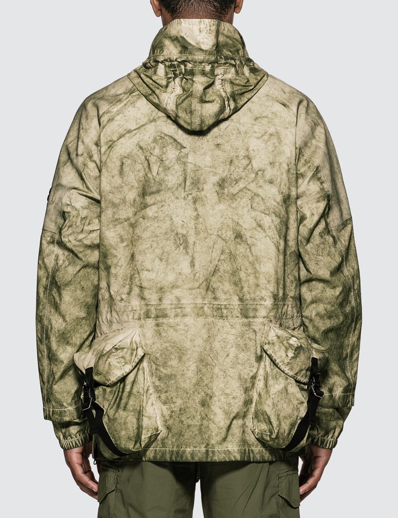 Stone Island - Membrana Oxford 3L Half Zip Anorak Jacket | HBX