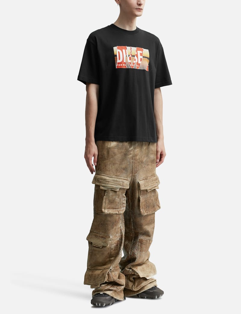 【DIESEL】グラフィック ロゴ Tシャツ ‐4色 *送料込 新品】DIESEL ディーゼル／グラフィックロゴ デザインTシャツ L
