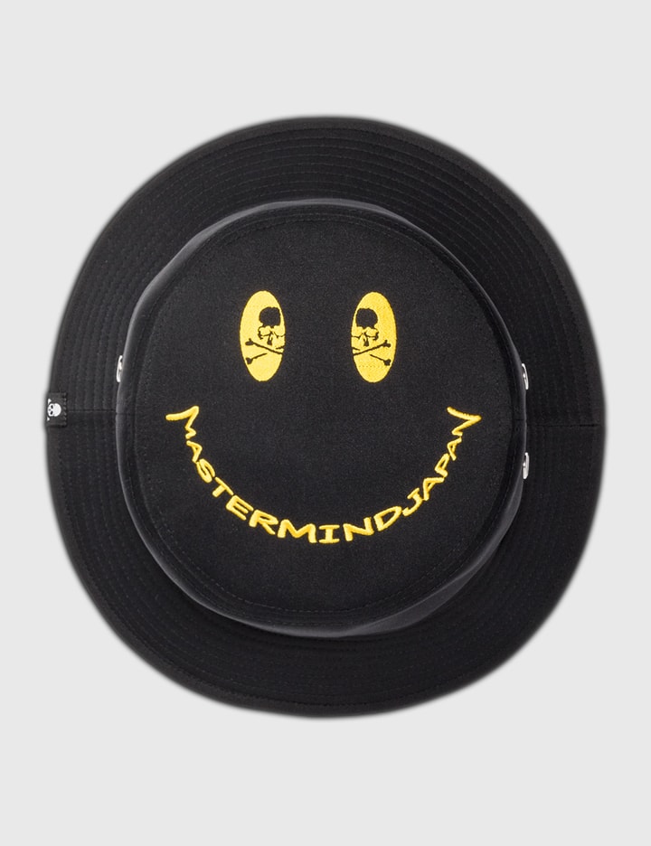 Mastermind Japan - Smile Bucket Hat | HBX - HYPEBEAST 為您搜羅全球潮流時尚品牌