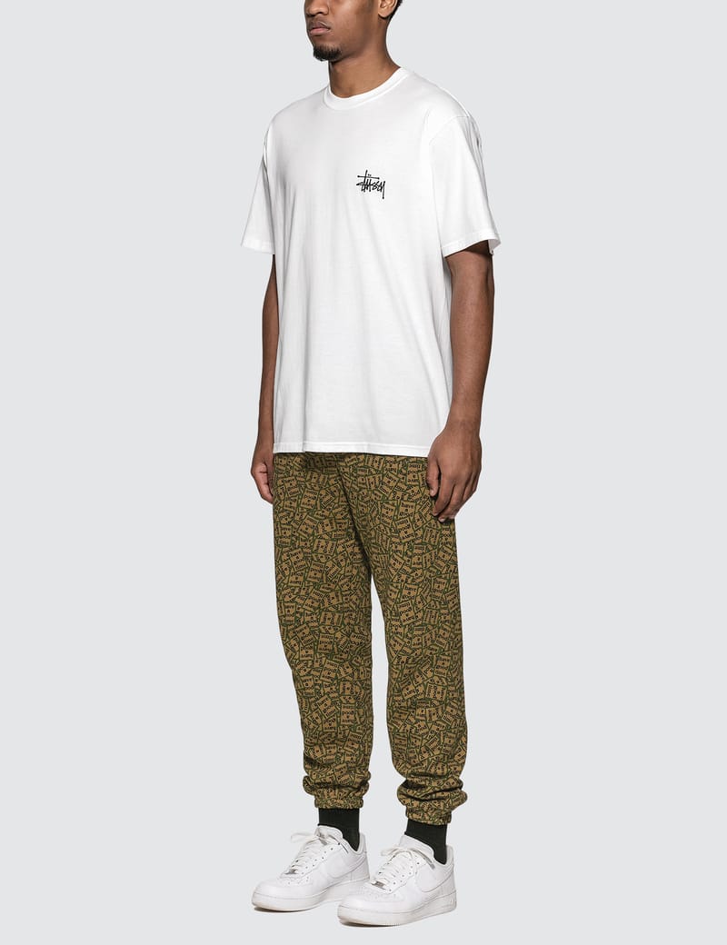 Stussy Basic Stussy ティーシャツ White 2022 Basic Stüssy Tee – White | Tee & Sweats | Stüssy