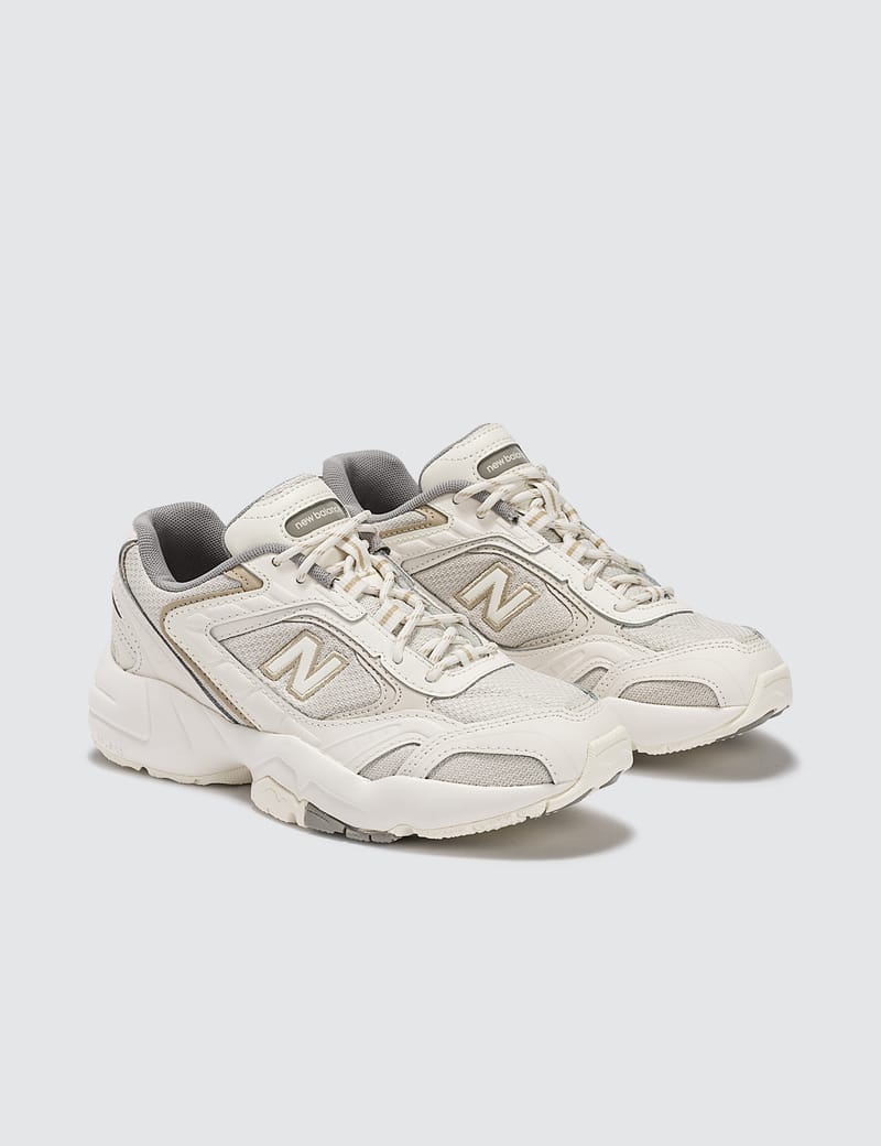 Nb 452 online beige