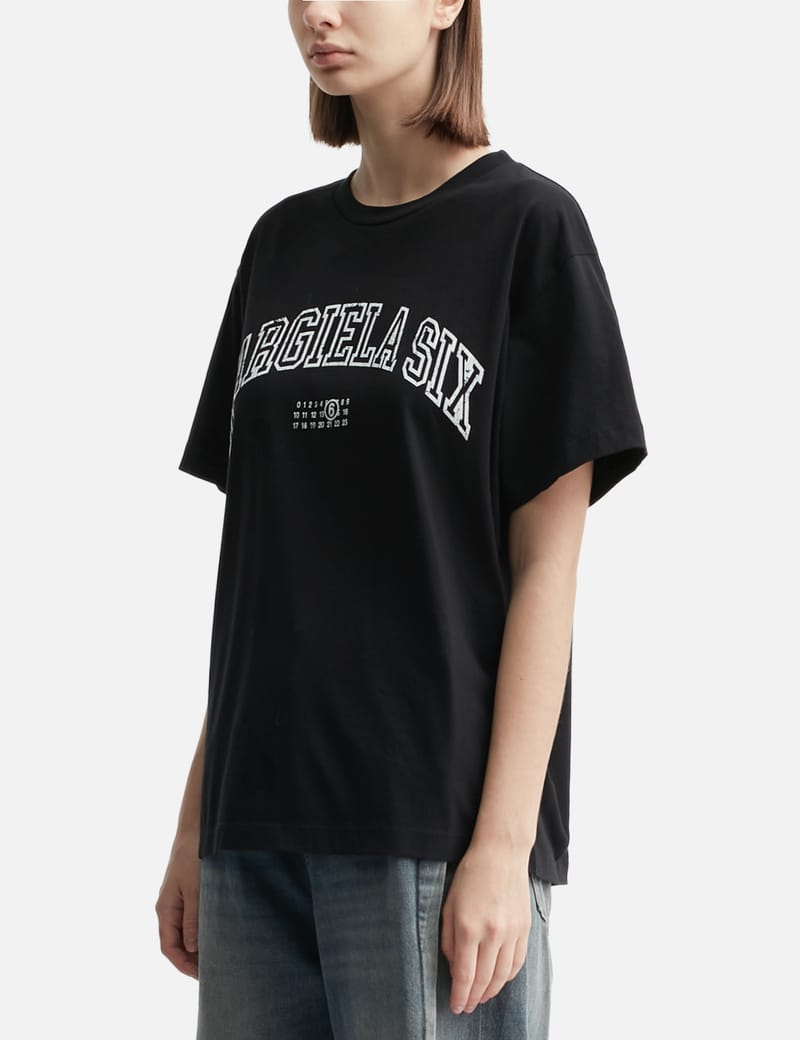 人気 MM6 Maison Margiela - Varsity print T-shirt | HBX - Globally ミュージシャン