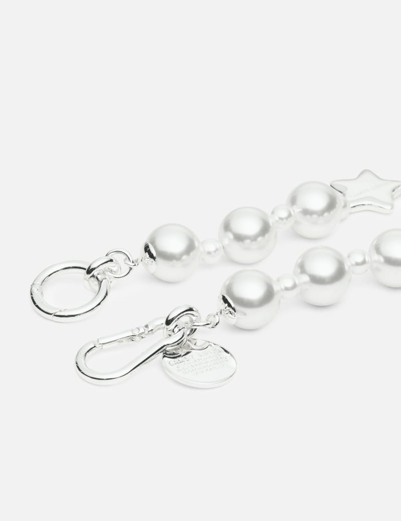 Sandy Liang Pearl Key Charm - rhodium-plated brass keychain with