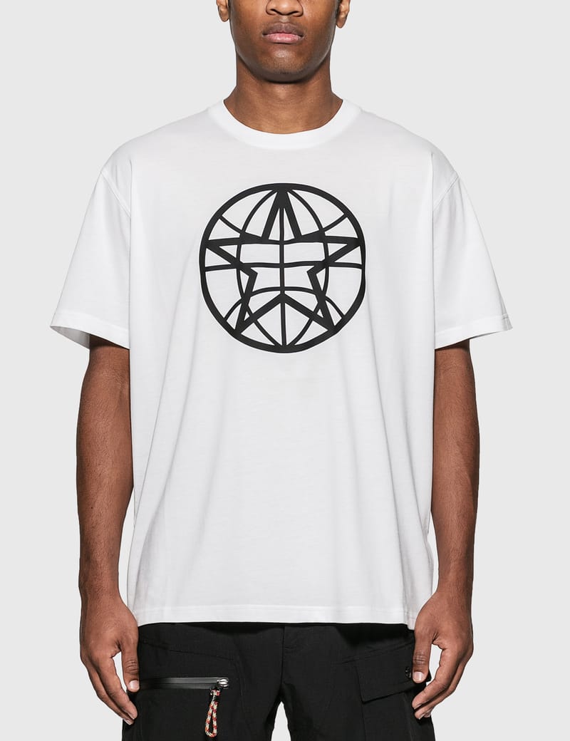 BURBERRY バーバリー GLOBE GRAPHIC PRINTED Tシャツ Burberry - Embroidered Globe Graphic Cotton Oversized T