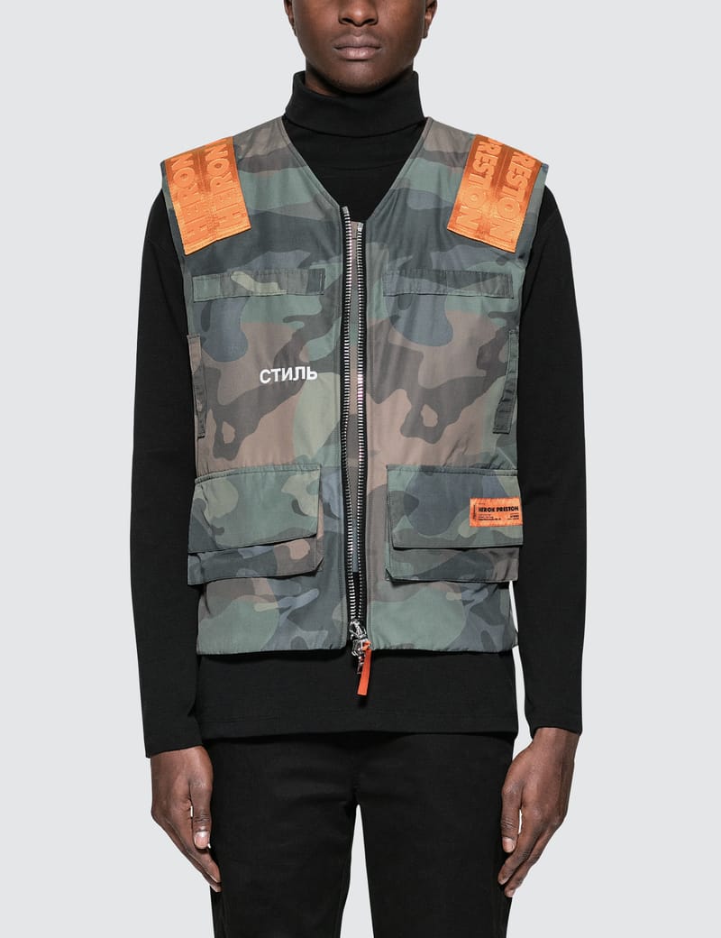 Heron Preston - Ctnmb Camo Multipockets Vest | HBX
