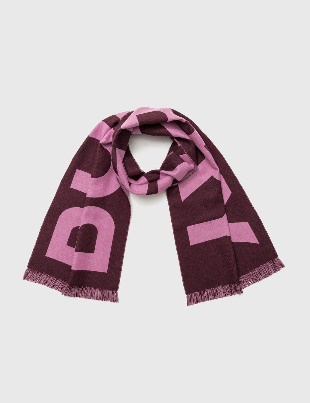 Burberry Wool Football Scarf HBX Globally Curated Fashion and Lifestyle by Hypebeast