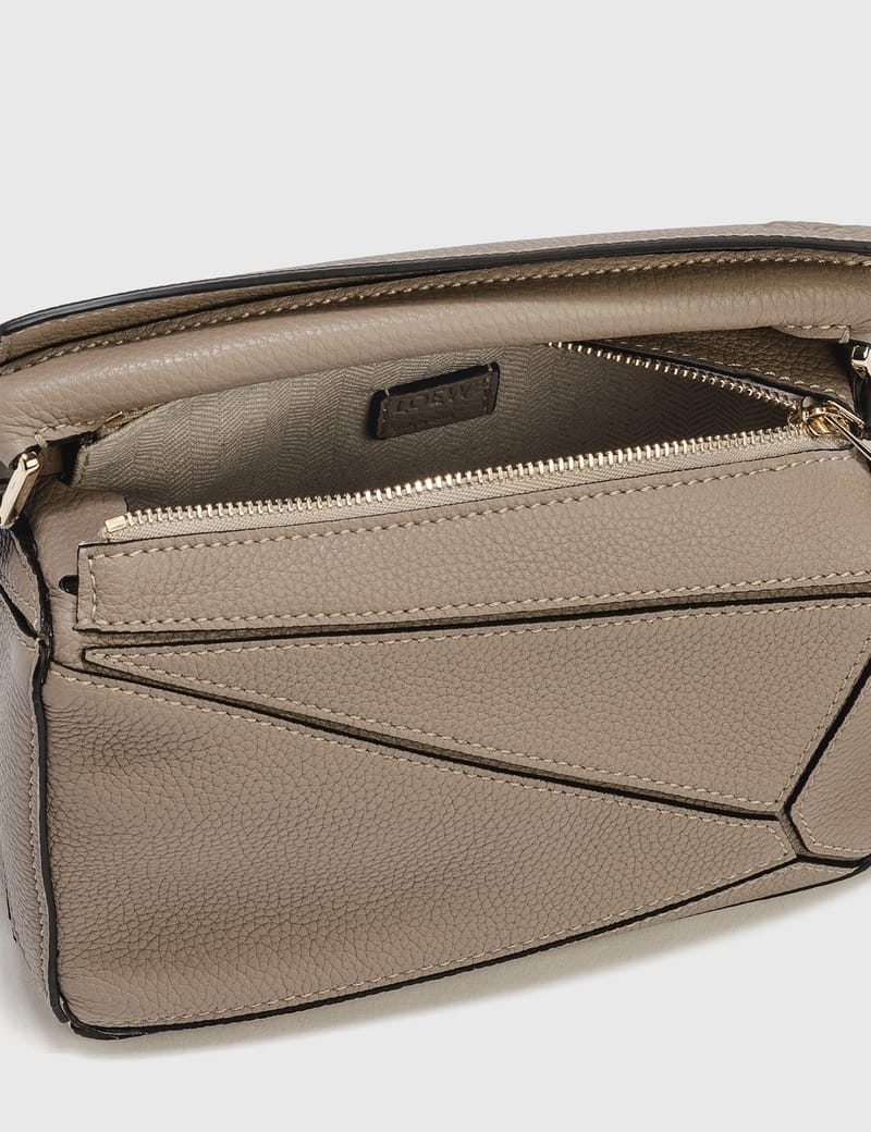 Loewe - パズルバッグ ミニ | HBX - ハイプビースト(Hypebeast Loewe - パズルバッグ ミニ | HBX - ハイプビースト(Hypebeast