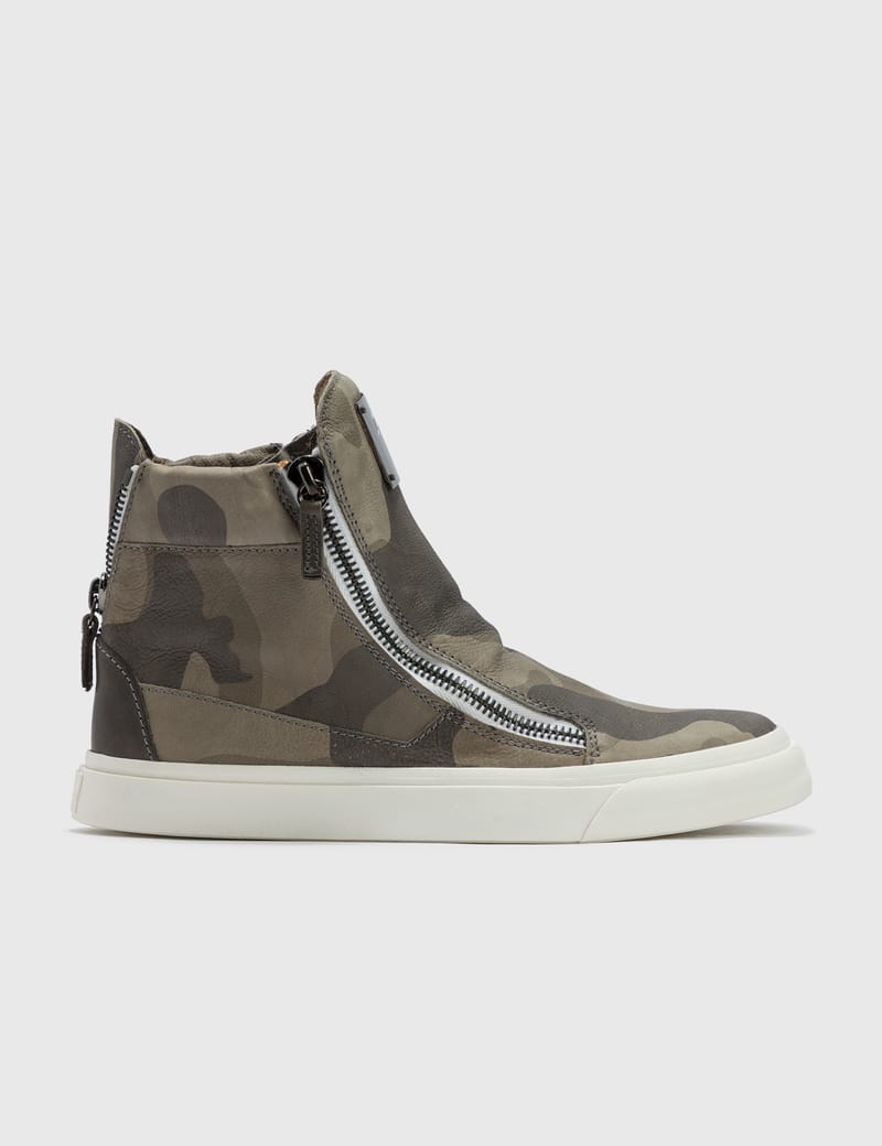 Camo high hot sale top sneakers