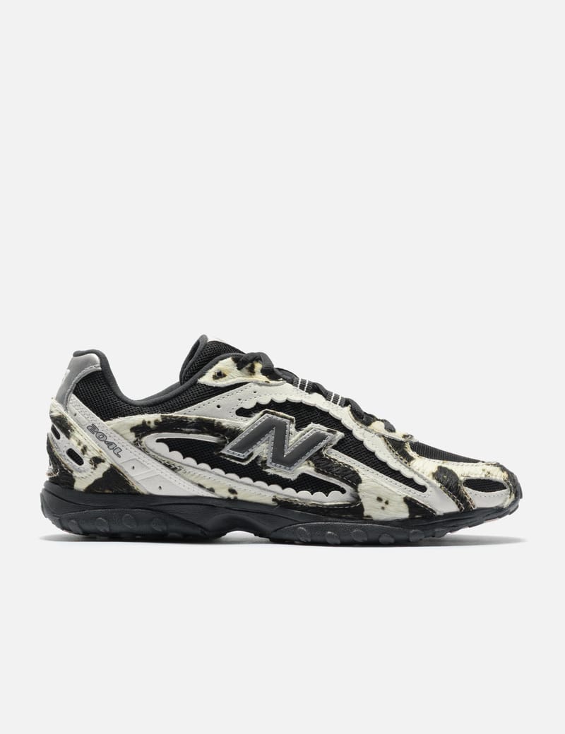 New Balance MT10T - 東京デザインのスリッポン、ヌバック×Vibramで