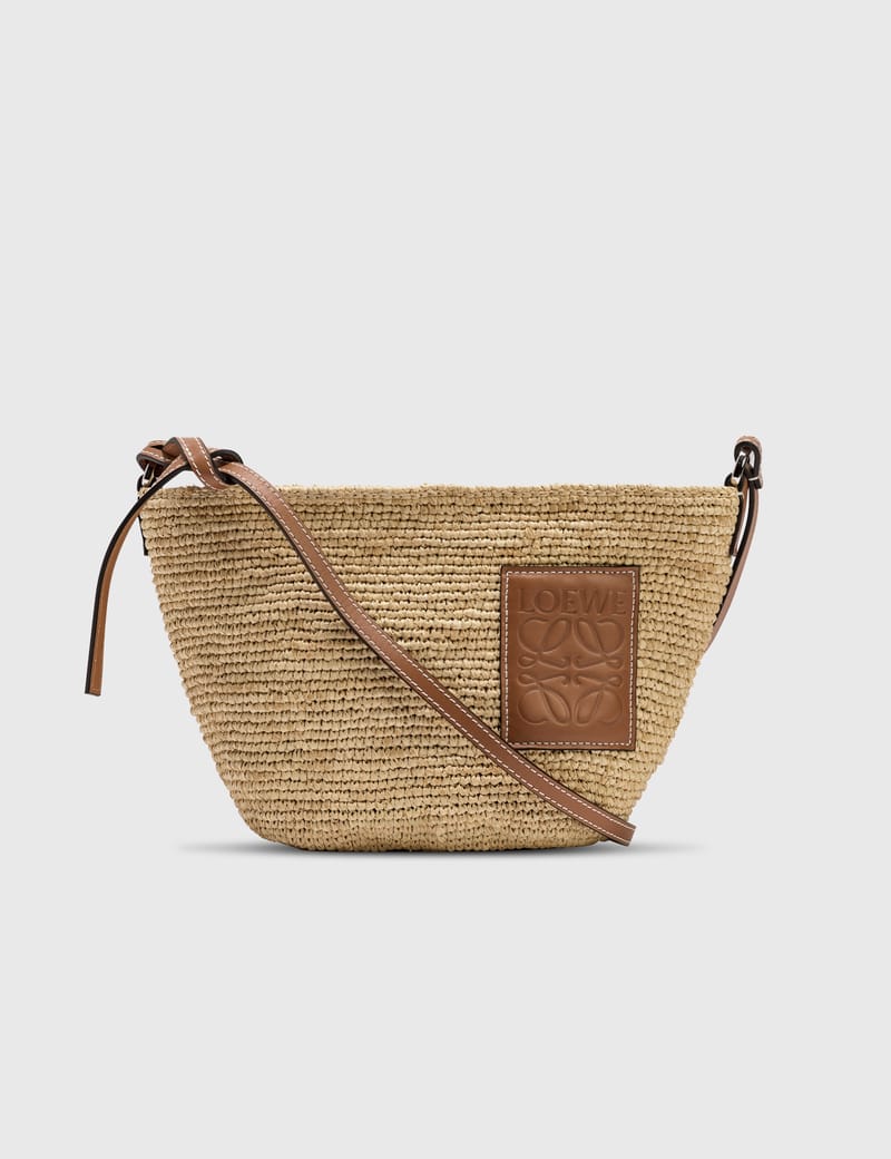 Loewe pochette raffia 2025 bag natural