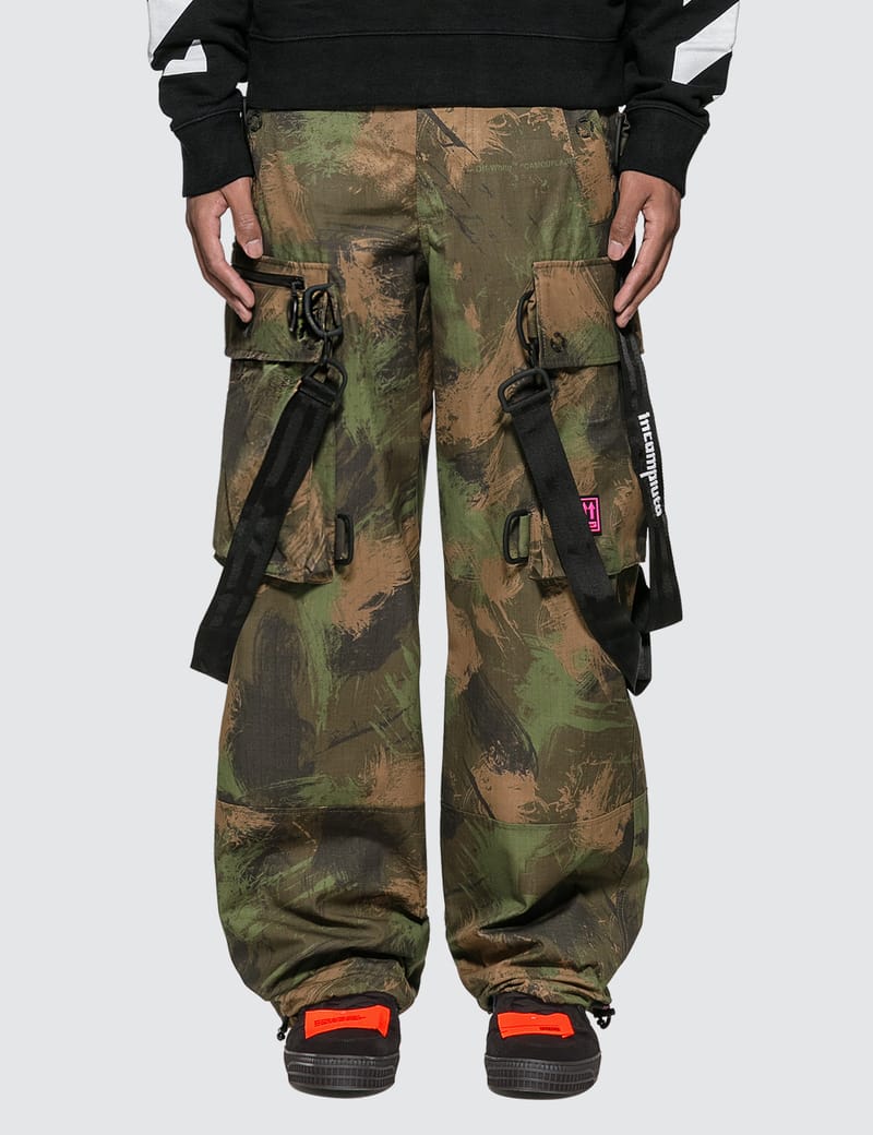 大人気新品をすべて Off-White™ - Paintbrush Bondage Cargo Pants | HBX - Globally パンツ