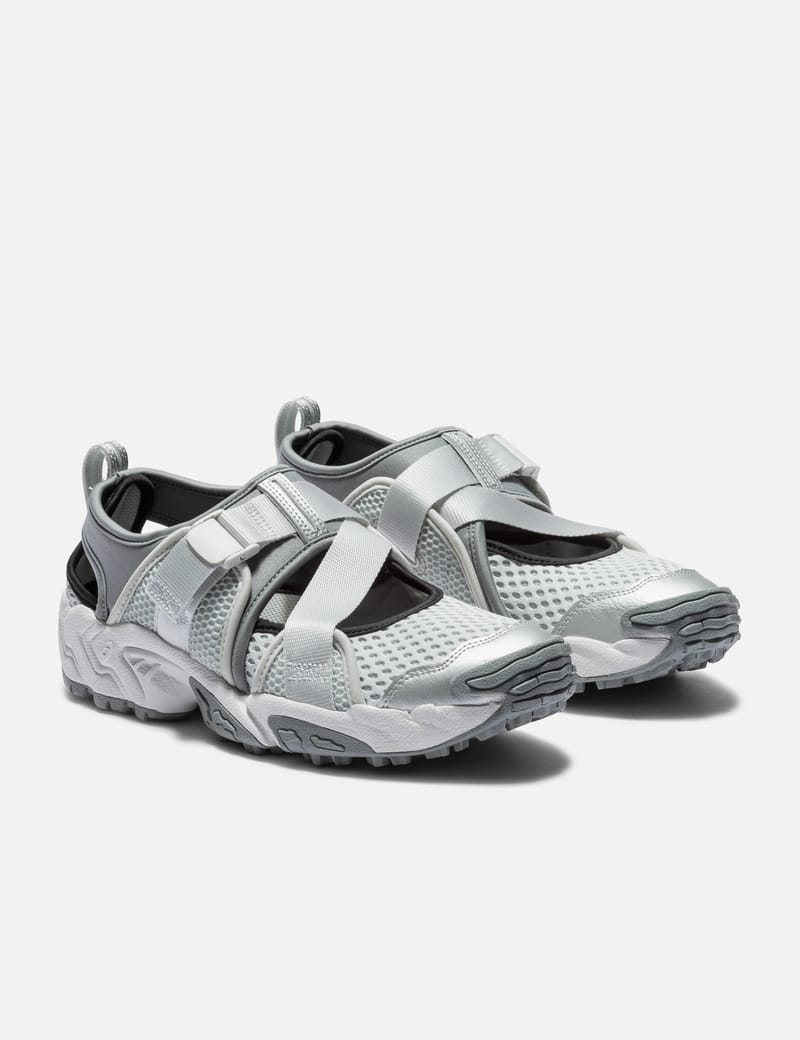柔らかい MFG. Story - Asics x Curated Globally - HBX | 6 Gel-Venture シューズ