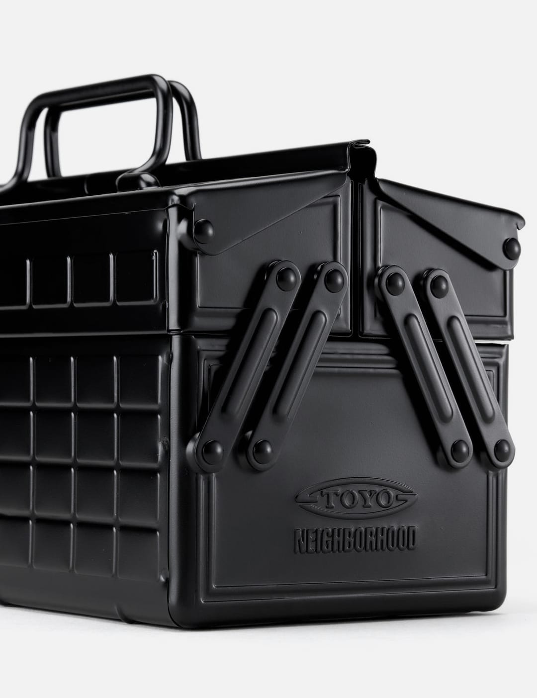 NEIGHBORHOOD - SRL X Toyo Steel ST-350 Tool Box | HBX - Globally Curated  Fashion and Lifestyle by Hypebeast