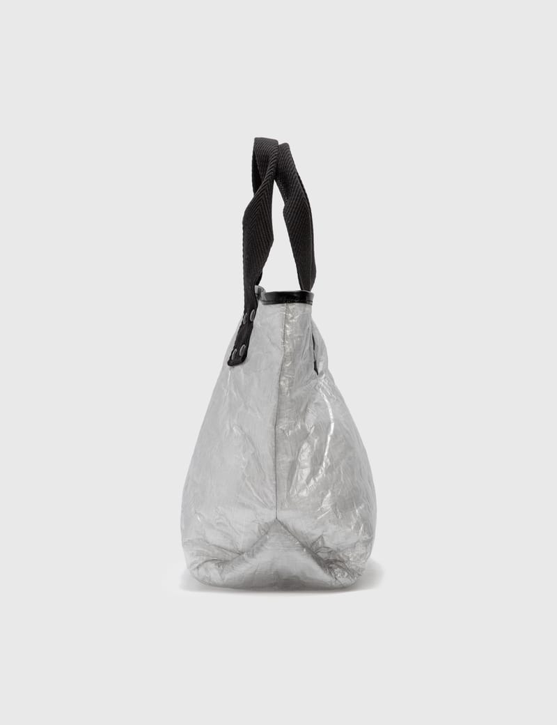 サカイ sacai トートバッグ ダイニーマ L Dyneema Sacai - ダイニーマトート (M) | HBX