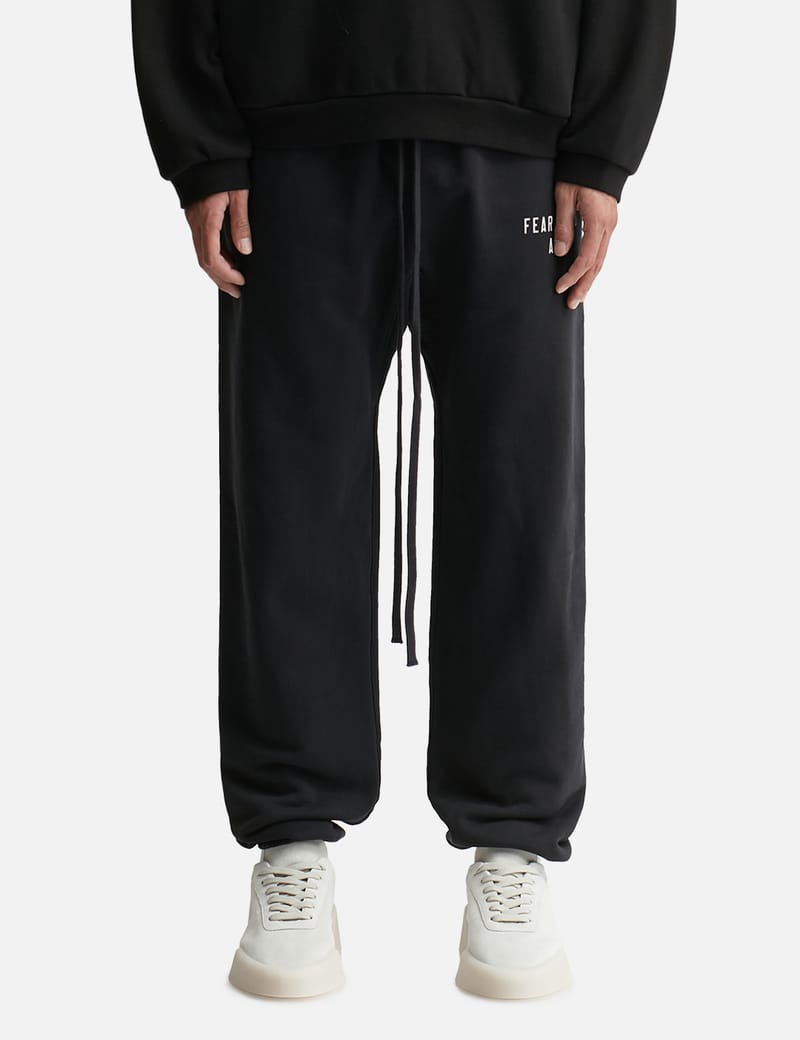 Fear of God Essentials - HEAVY FLEECE ESSENTIAL SWEATPANT Fear of God Essentials - HEAVY FLEECE ESSENTIAL SWEATPANT