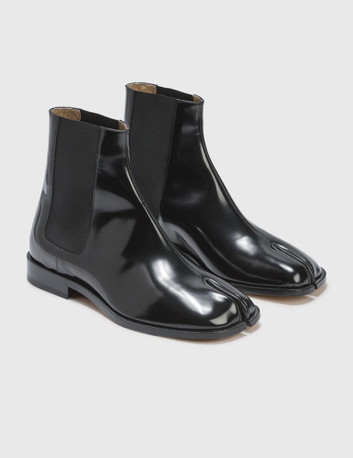 Maison Margiela - Tabi Chelsea Boots | HBX - Globally Curated Fashion and Lifestyle by Hypebeast