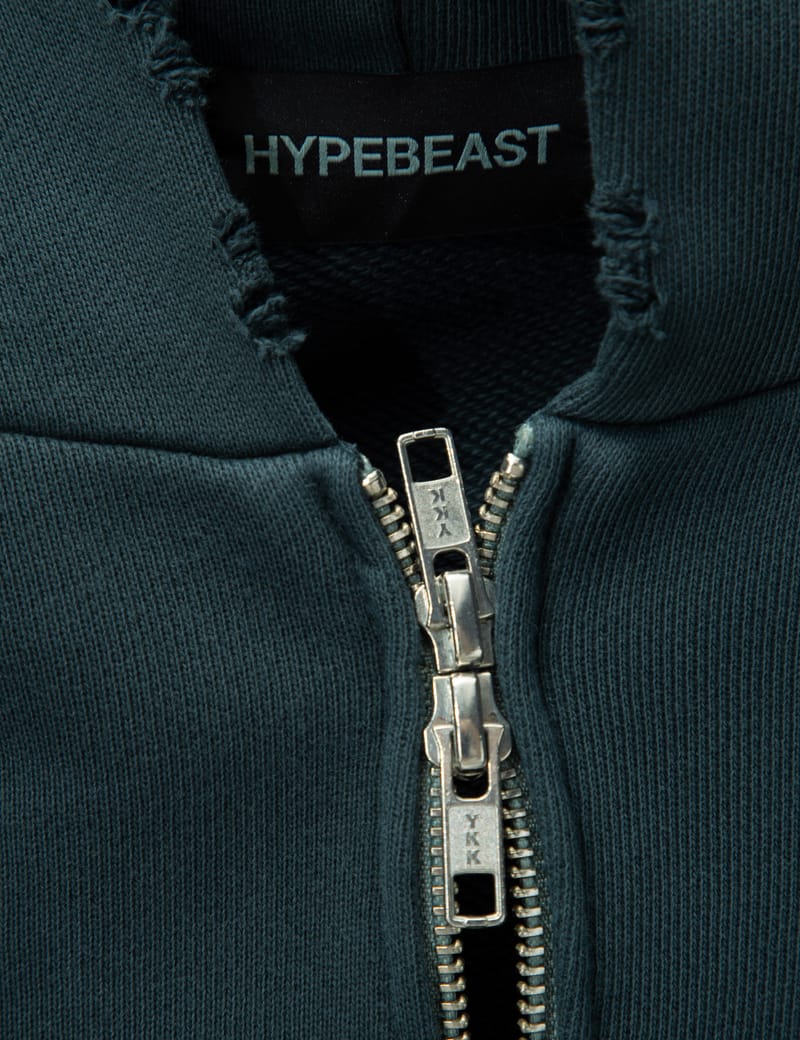 HYPEBEAST - GARMENT DYED LOGO ZIP-UP HOODIE | HBX - Globally HYPEBEAST - GARMENT DYED LOGO ZIP-UP HOODIE | HBX - Globally