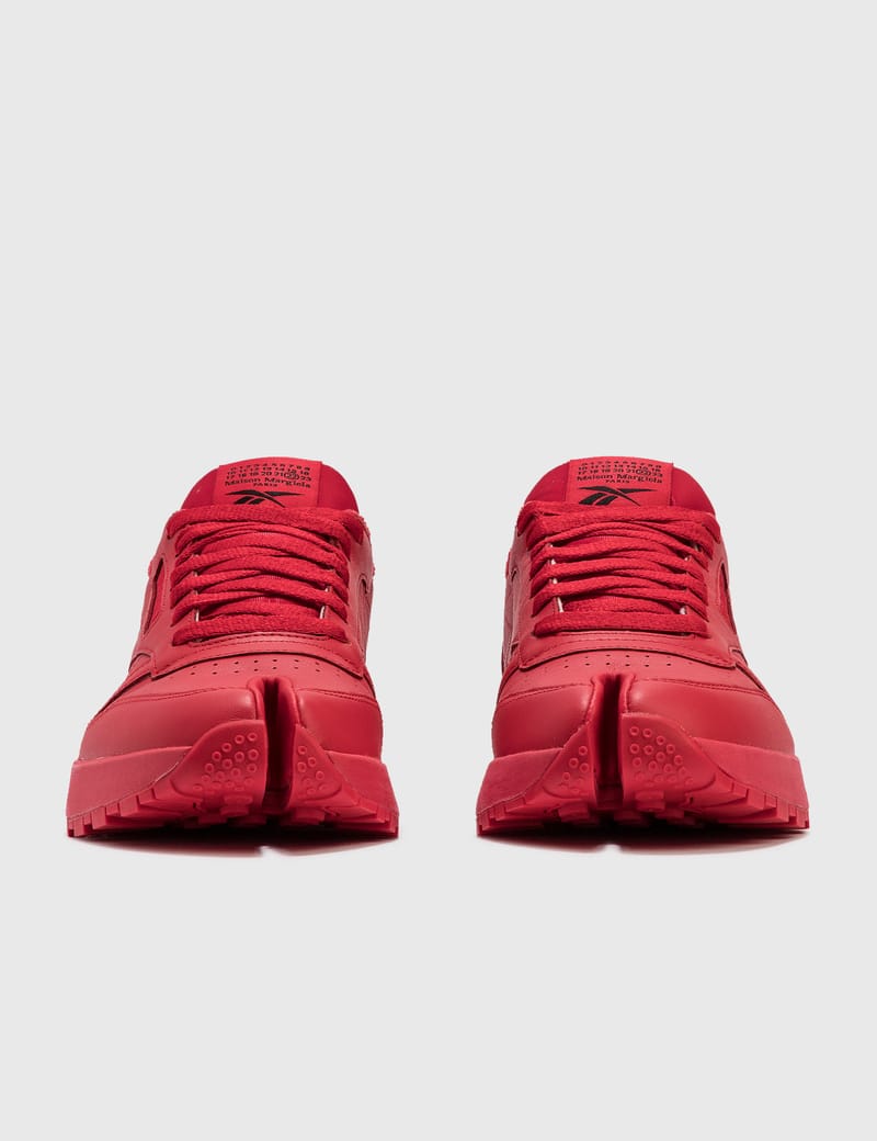 MAISON MARGIELA x REEBOK レディーススニーカー レッド Maison Margiela x Reebok Classic Leather Tabi Decortique Low