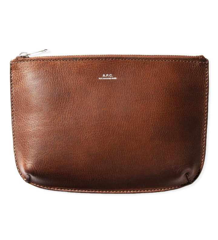 A.P.C. - Chocolate Large Pouch | HBX - HYPEBEAST 為您搜羅全球潮流時尚品牌