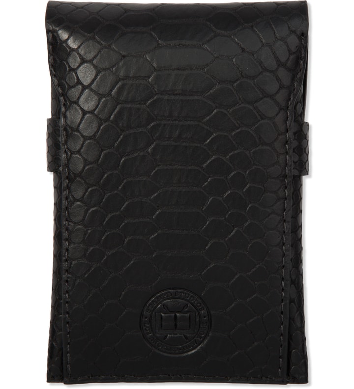 Stampd Stampd x HYPEBEAST Black Carryall Wallet HBX Globally