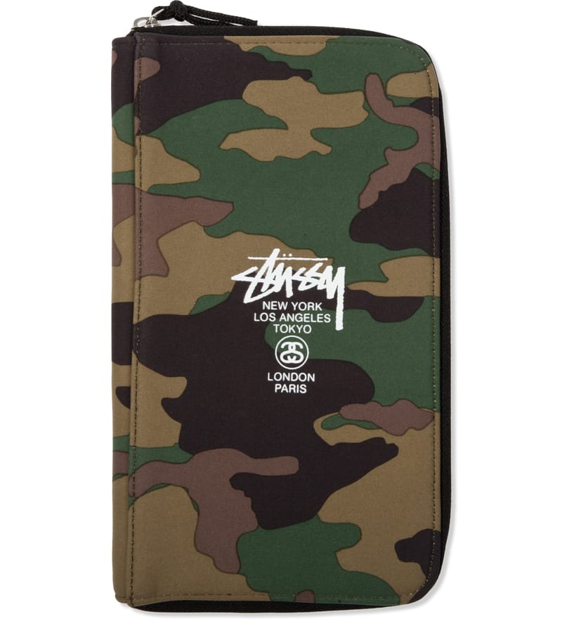 【新品未使用】Stussy CAMO PASSPORT HOLDER Stüssy - Olive Camo Camo Passport Holder | HBX - Globally