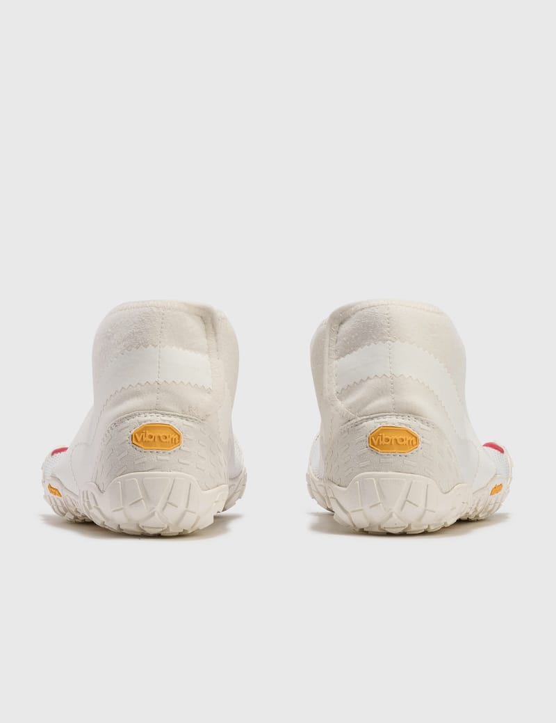 Suicoke - Suicoke X Midorikawa Vibram Five Fingers | HBX Suicoke - Suicoke X Midorikawa Vibram Five Fingers | HBX