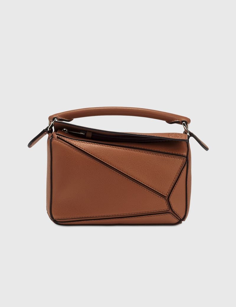 Loewe small puzzle discount tan