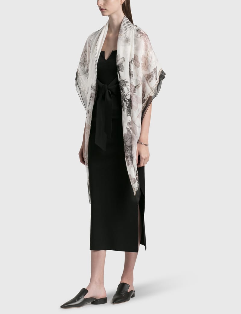 Alexander McQueen - Overprint Skull Scarf | HBX