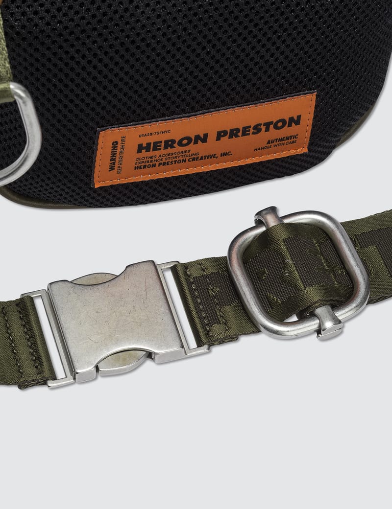 ●新品/正規品● Heron Preston ロゴ　HPファニーパック