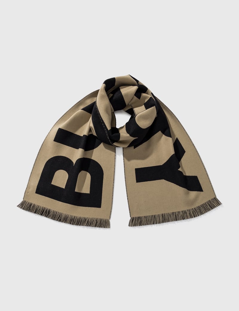 Burberry logo shop wool scarf