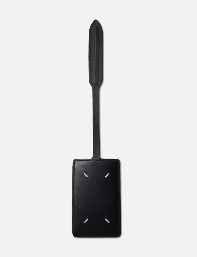 関税送料込み【MAISON MARGIELA】Four Stitches ラゲッジタグ Maison Margiela Four stitches luggage tag | REVERSIBLE