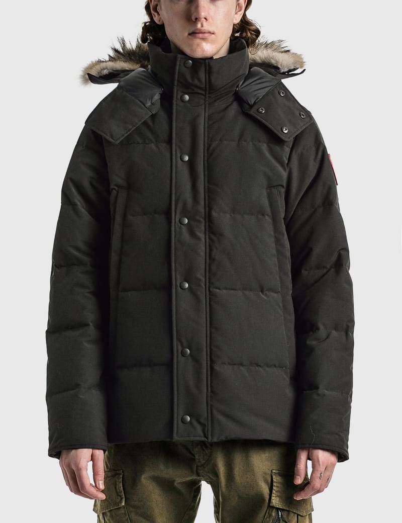 Canada goose wyndham hot sale parka military green