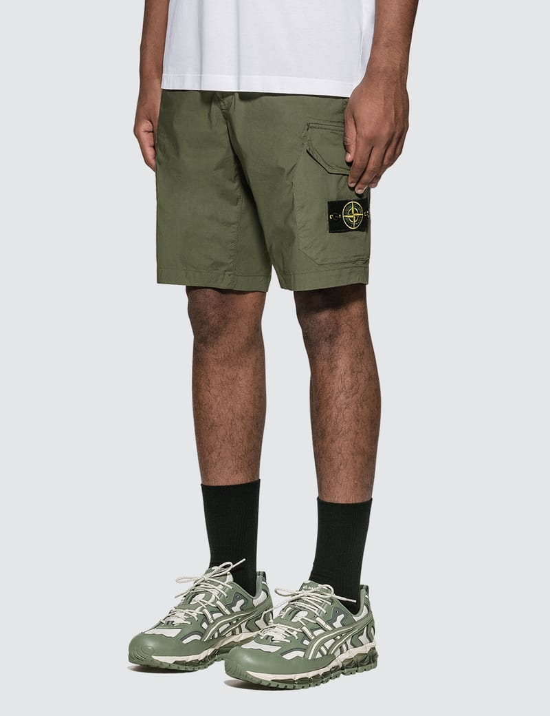 ストーンアイランド - Paracadute Cargo Shorts | HBX