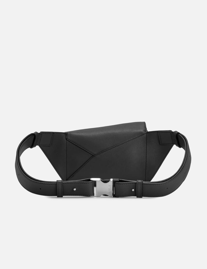 LOEWE (ロエベ) 商品名: PUZZLE SMALL BUMBAG ( Small Puzzle bumbag in grained calfskin Brown - LOEWE Europe