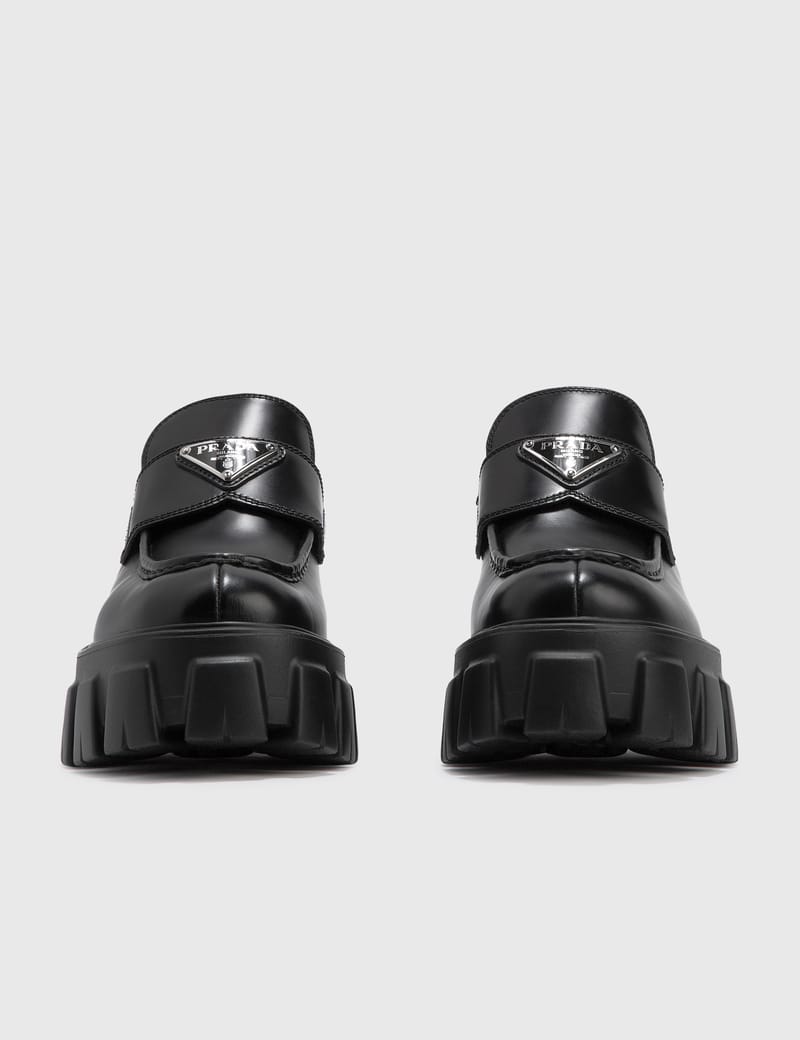 Prada - ブラッシュド レザー モノリフ ローファー | HBX