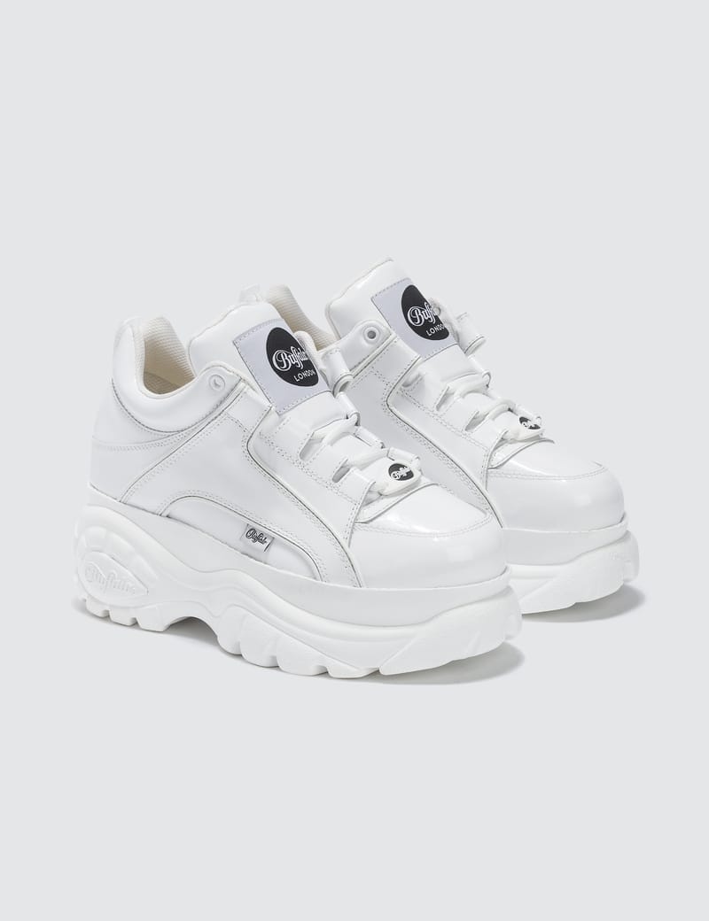 Buffalo white 60 hot sale leather platform sneakers