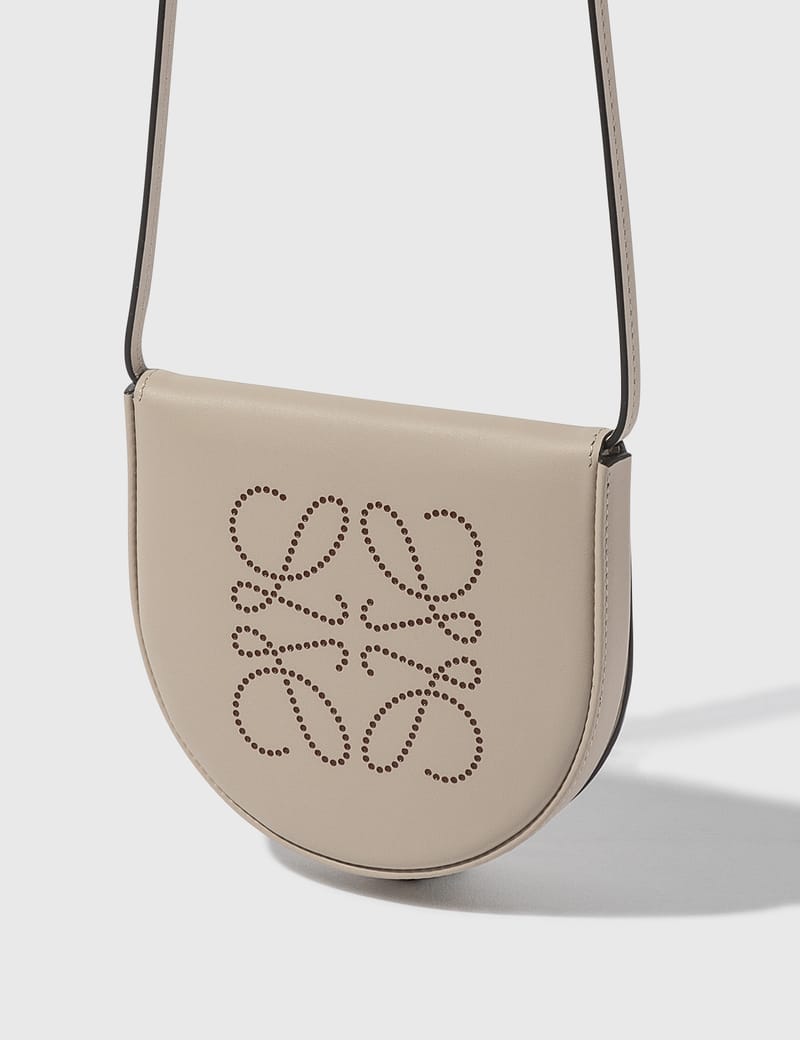 LOEWE ロエベ　HEEL POUCH SMALL LOEWE ロエベ HEEL POUCH SMALL ヒールポーチ LOEWE ロエベ HEEL POUCH