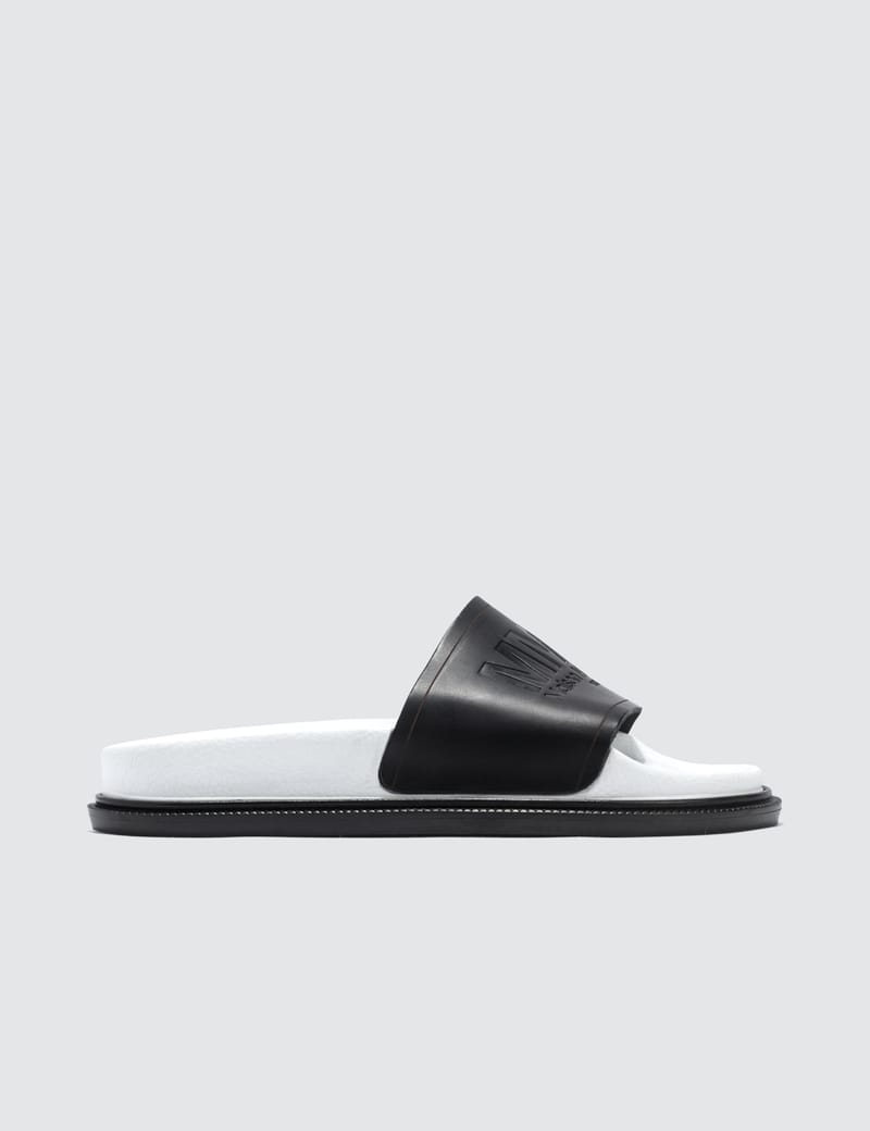 【関税＆送料込み】Mm6 Maison Margiela Slippers MM6 Maison Margiela Anatomic Clog Slipper - Black – Kith Europe