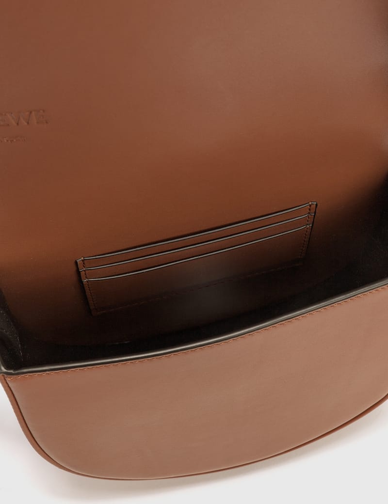 【美品】LOEWE HEEL DUO レザー ショルダーバッグ　タン LOEWE ロエベ ヒールデュオ ショルダーバッグ カーフ レディース