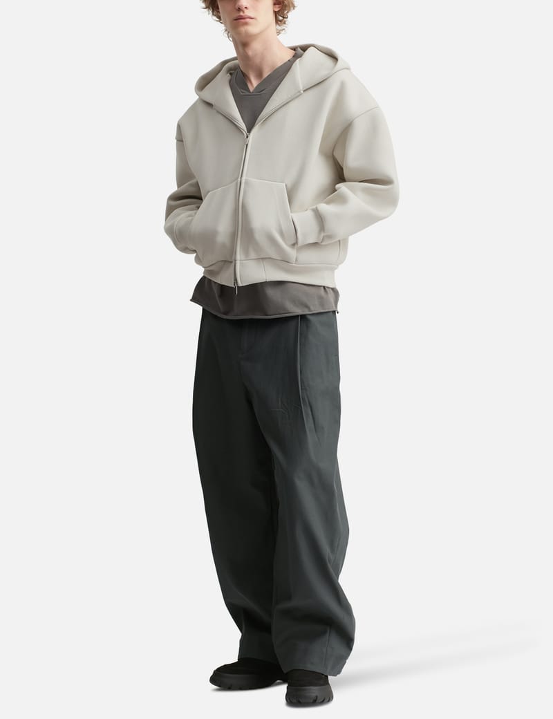 Seventh V2 Zipped Hoodie - Heavyweight 610 GSM cotton blend with a