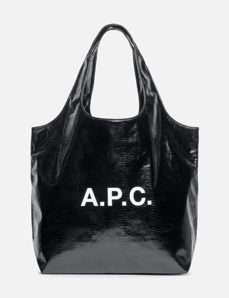 人気✨A.P.C. アーペーセー Ninon ニノン チェーンバッグ ブラック 人気✨A.P.C. アーペーセー Ninon ニノン チェーンバッグ ブラック