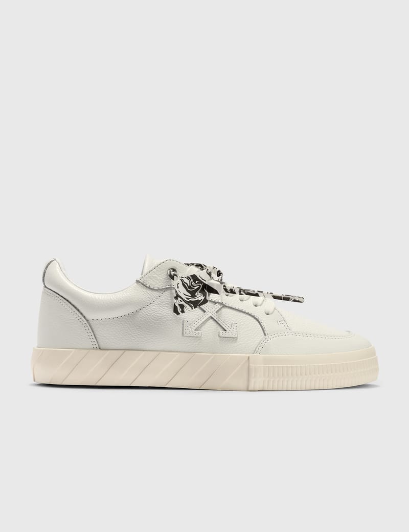 わかlil Off-White™ - Low Vulcanized Sneakers | HBX