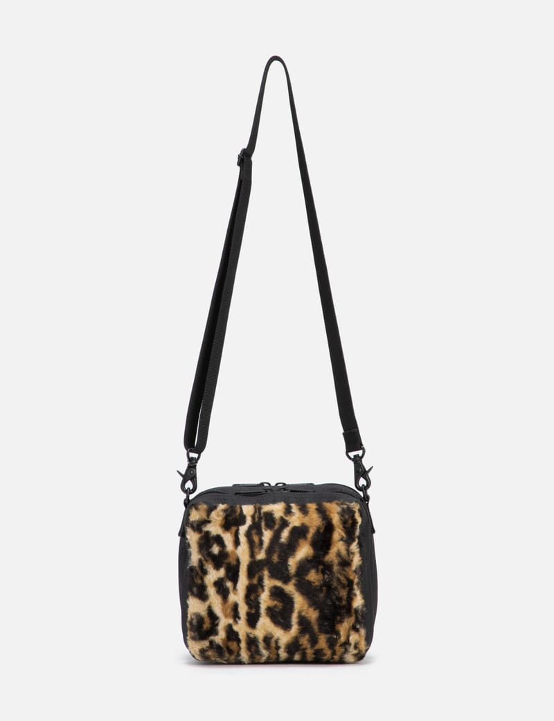 PORTER - PORTER LEOPARD FLEECE SQUARE BAG | HBX - HYPEBEAST 為您