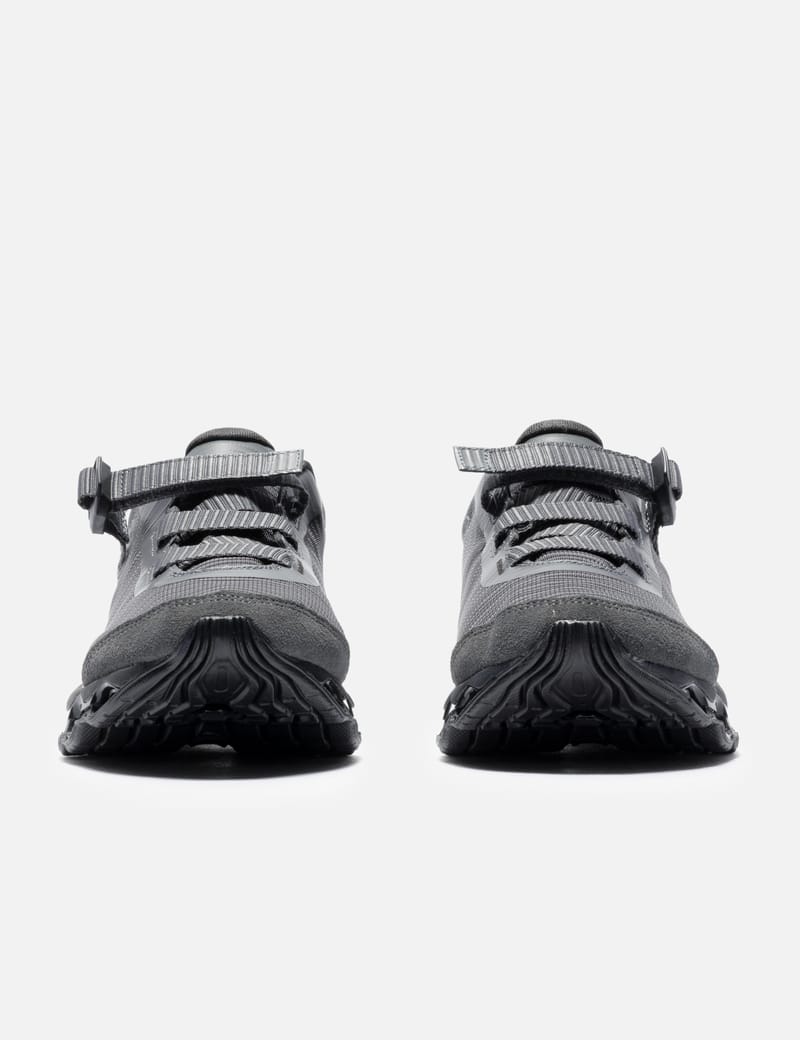 Mizuno Sportstyle WAVE PROPHECY Strap 2 - Futuristic tech sneakers