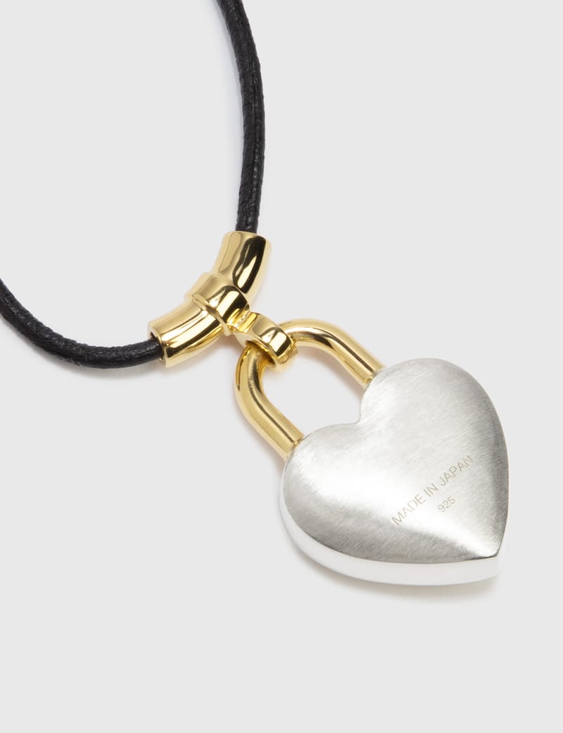 AMBUSH® - S Heart Padlock Necklace | HBX - HYPEBEAST 為您搜羅全球