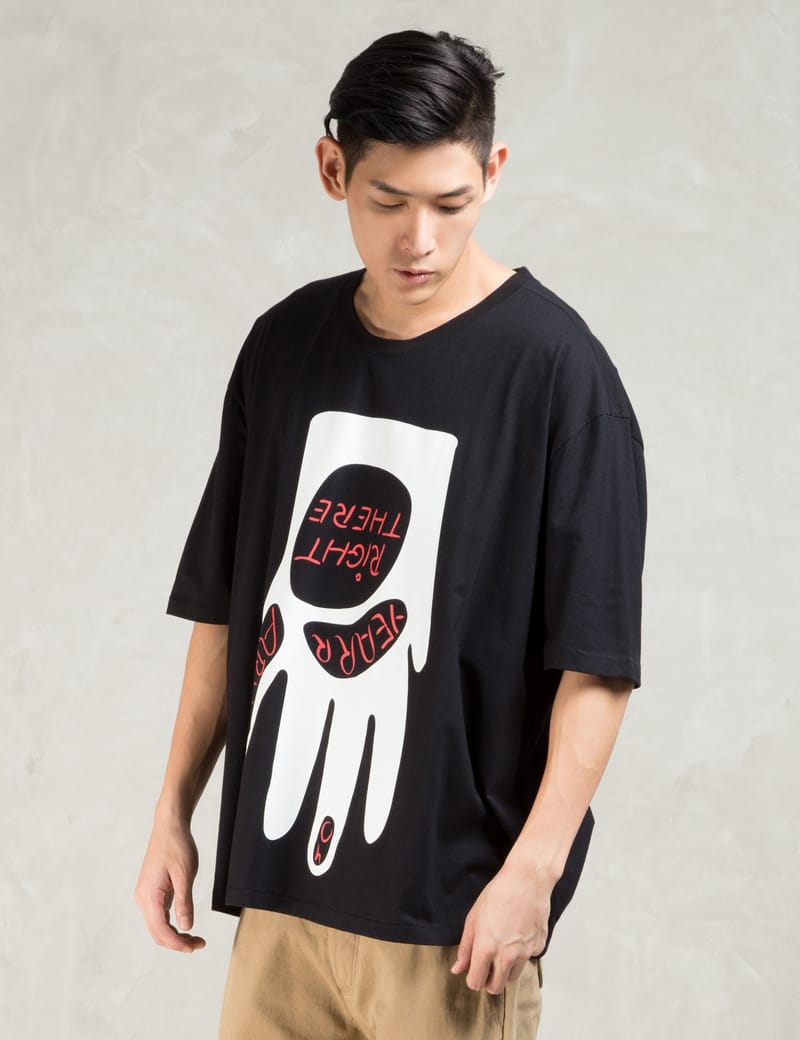 Henrik Vibskov - Black S/S Right White Hand Print Big T-Shirt | HBX