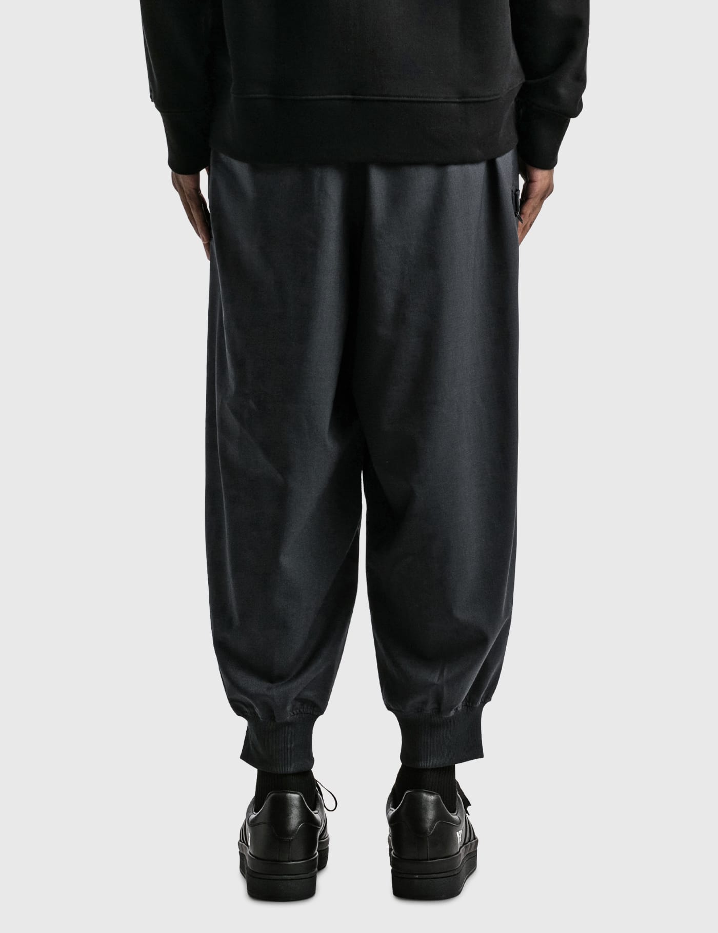 Y-3 - Classic Refined Wool Cuff Pants | HBX - HYPEBEAST 為您搜羅 
