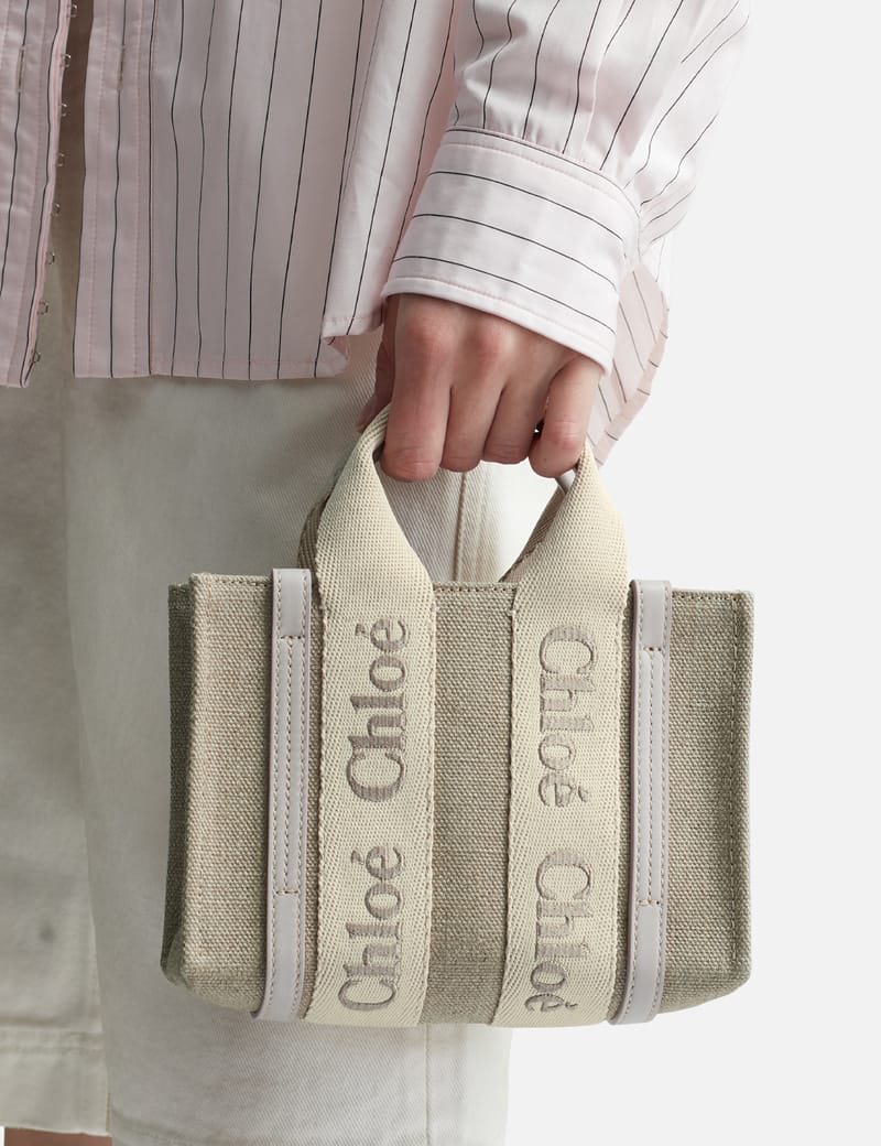 トートバッグ CHLOE BORSA TOTE WOODY IN LINO Chloe Woody Large Tote Bag in Linen | Neiman Marcus